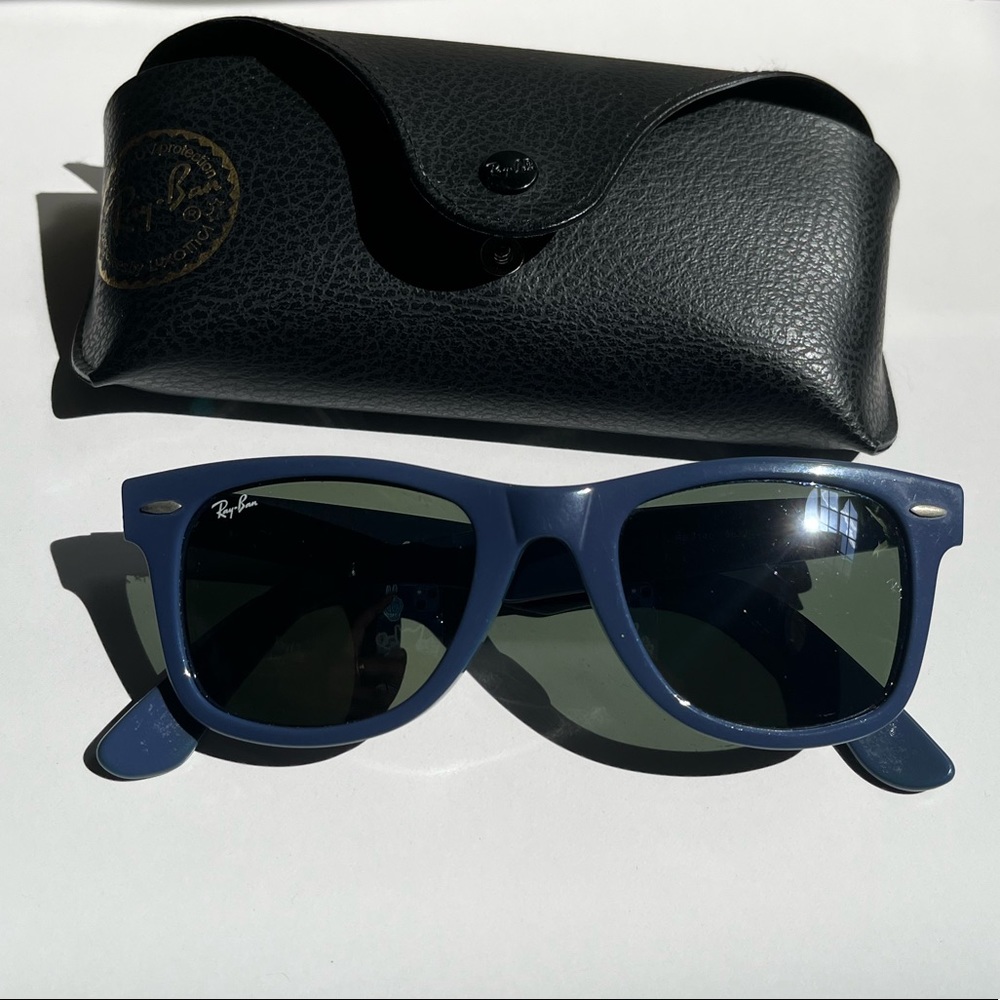 Used Ray Ban Wayfarer sunglasses